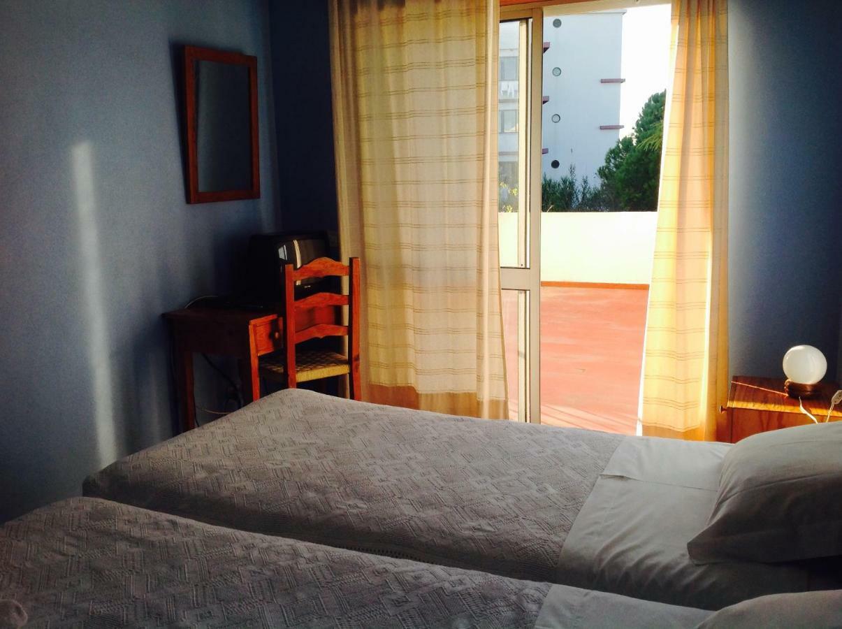 Pensao Algarve Bed & Breakfast Sao Bras de Alportel Bagian luar foto